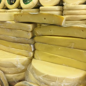 Yayla Peyniri ( az yağlı ) 1 kg